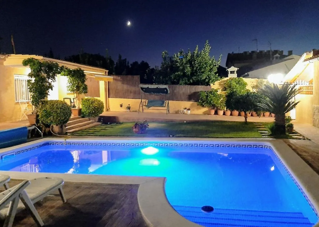 Chalet Vacacional Con Piscina Privada Y Barbacoa Tarragona